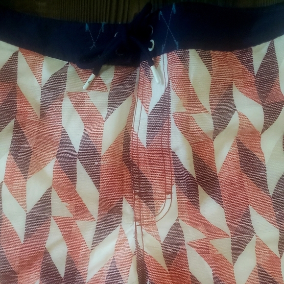 NWT Tommy Bahama Board/Swim Trunks XL - Picture 4 of 8